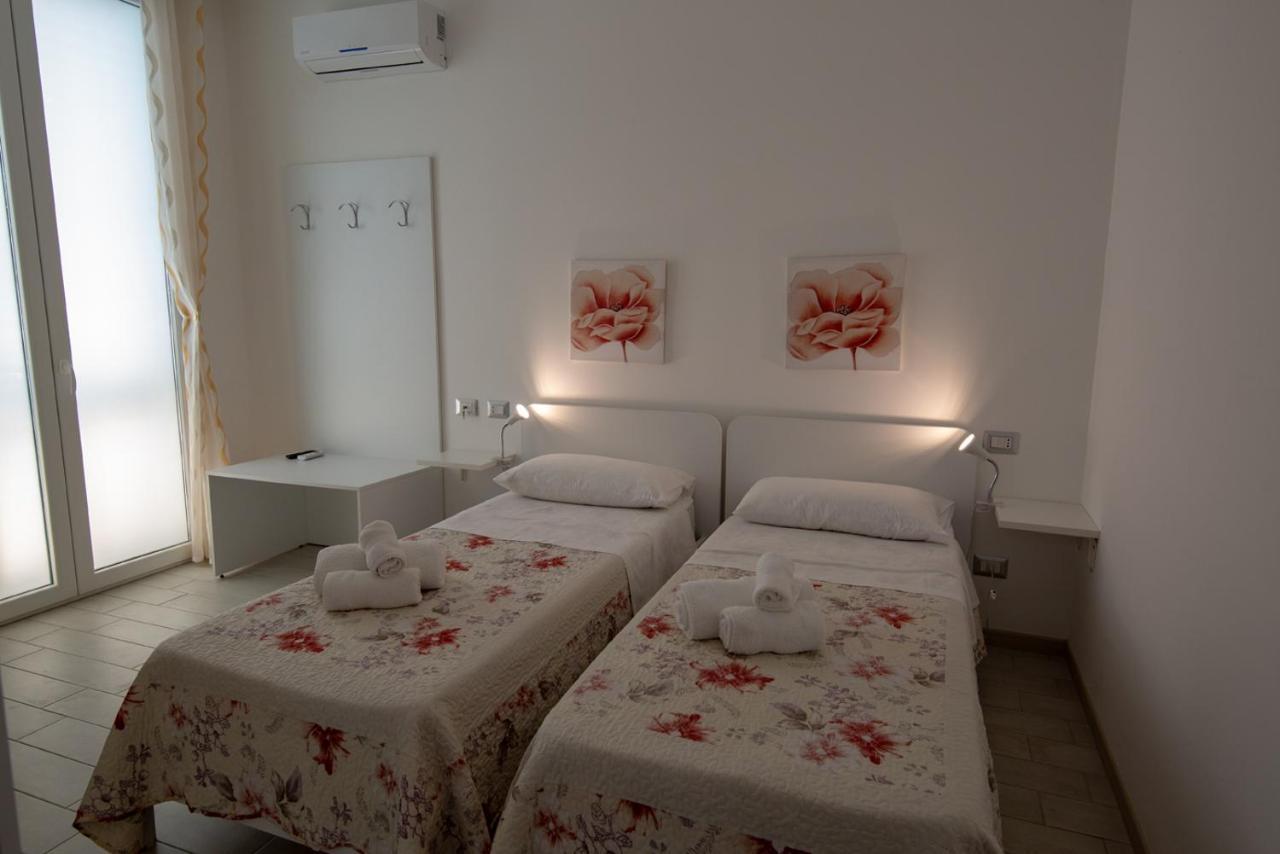 B&B Archimede Флоридия Экстерьер фото