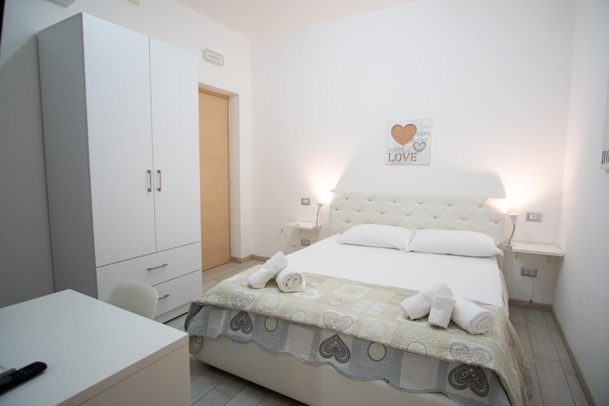 B&B Archimede Флоридия Экстерьер фото